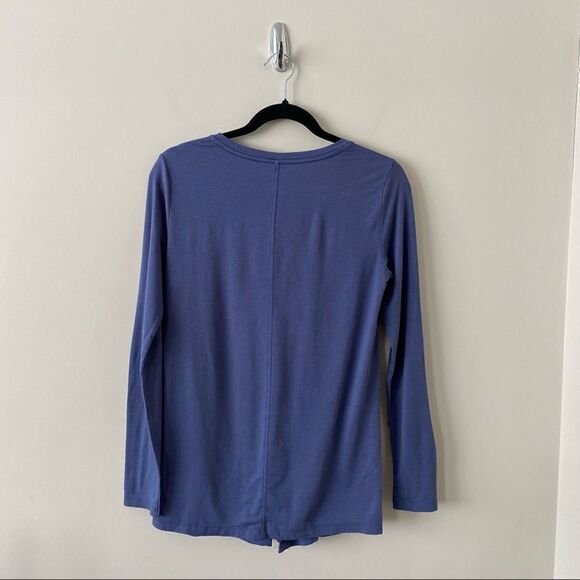 ARITZIA-THE Group Babaton Tie Front Soft Long Sleeve (XS) - Picture 3 of 11